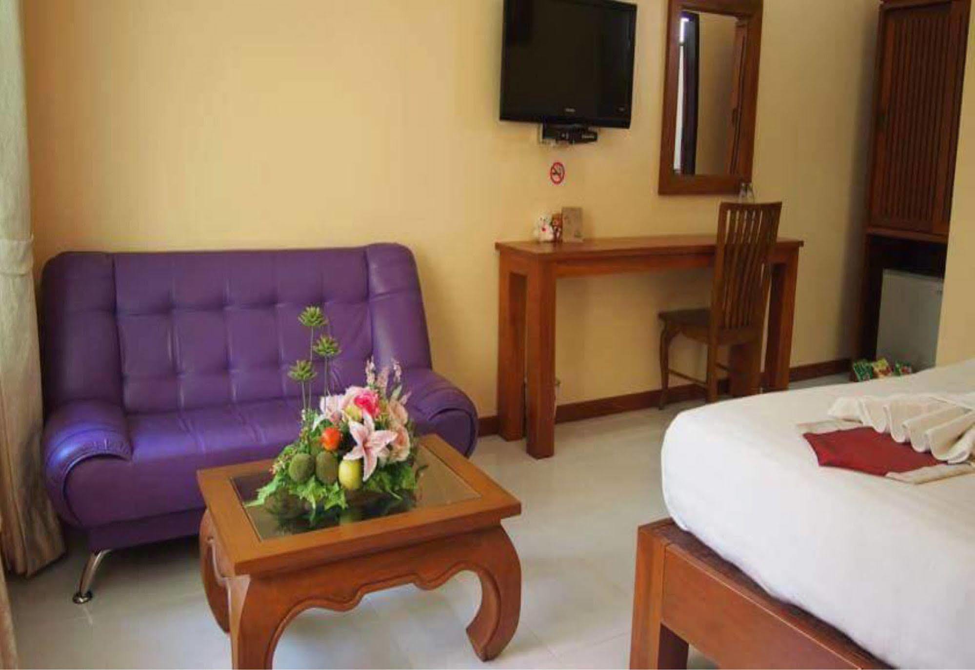 Ruen Narisra Resort Sukhothai Eksteriør bilde